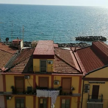 La Scogliera B&B 살레르노
